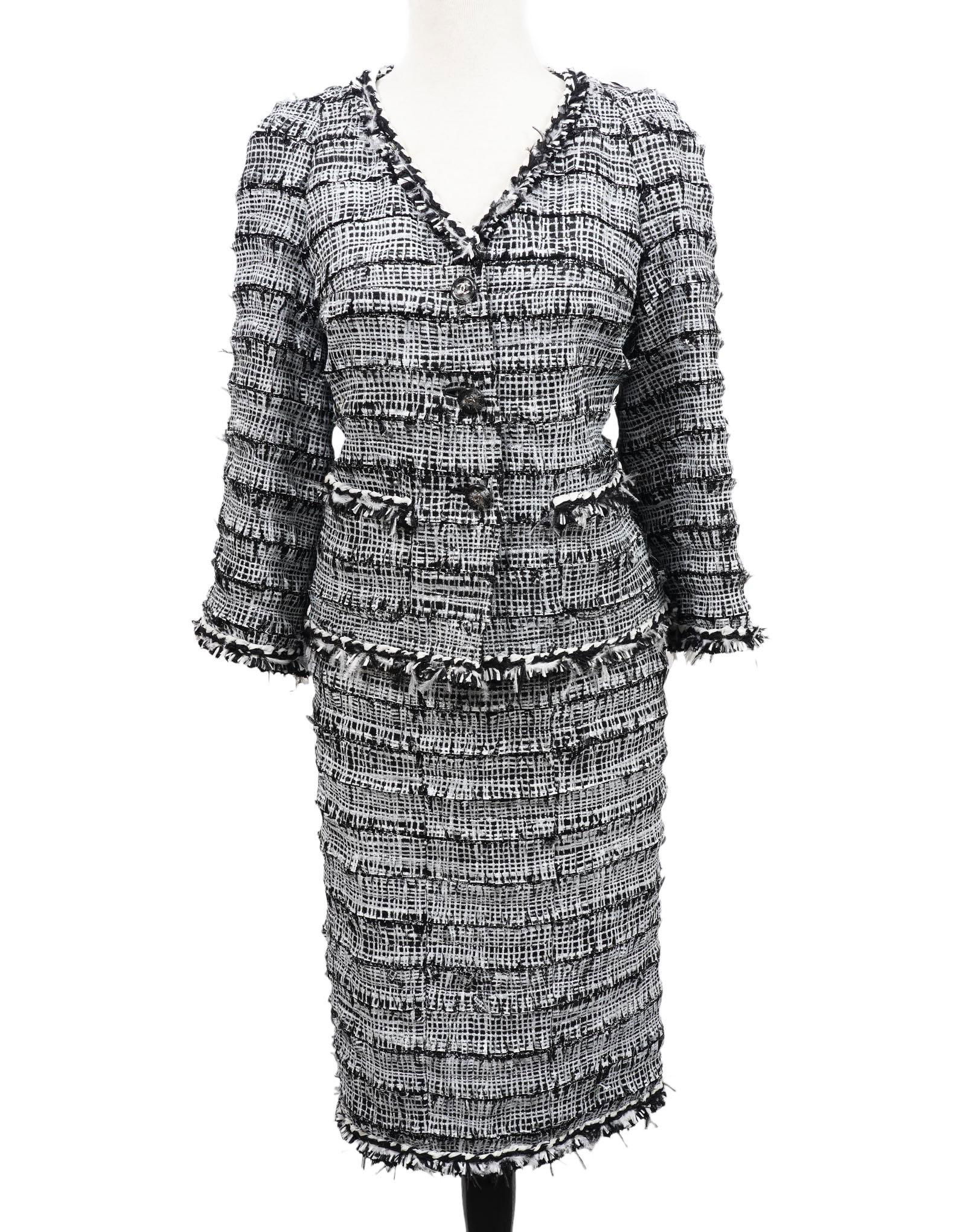 Chanel Black & White Tweed Fringe Suit Sz 40/42 (1 of 6)