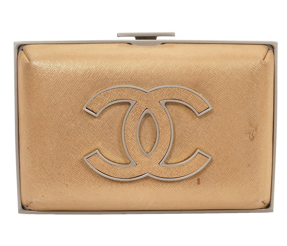 Chanel Limited Edition Gold Clutch 2012 (1 of 11)