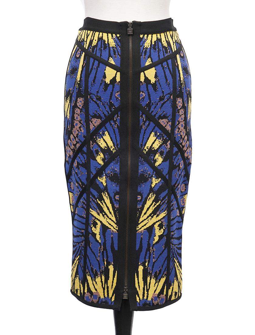 Herve Leger Bandage Skirt Size M: Herve Leger Bandage skirt in blue and yellow with back trim and accents. Size M. Zips up the front with 2-way zipper. Waist 28" un-stretched, Length 28.5"L. Condition grade: 1. Examine all photos clos