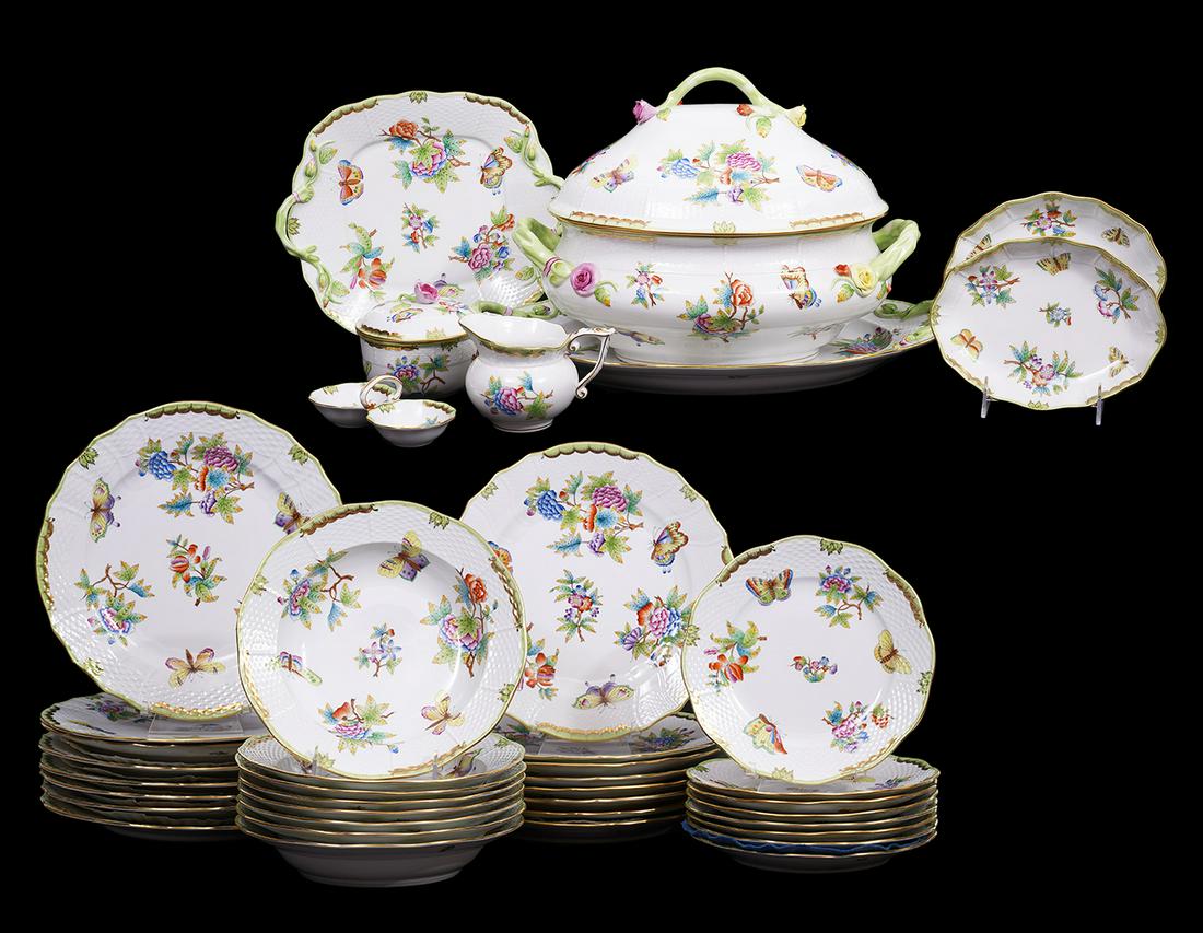41 Pcs. Herend Queen Victoria China (1 of 20)
