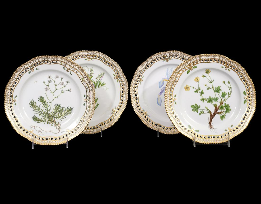 4 Flora Danica Pierced Dinner Plates #20/3553 (1 of 11)