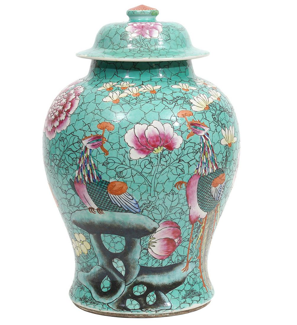 Chinese Porcelain Green Lidded Temple Jar (1 of 11)
