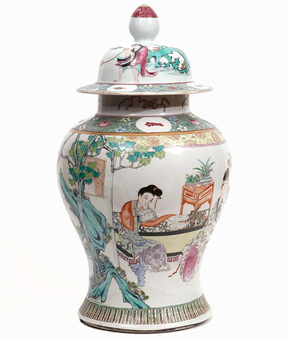Large Chinese Porcelain Baluster Lidded Urn (1 of 13)