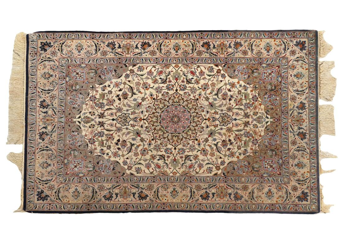 Fine Nain Hand Knotted Persian Rug (1 of 6)