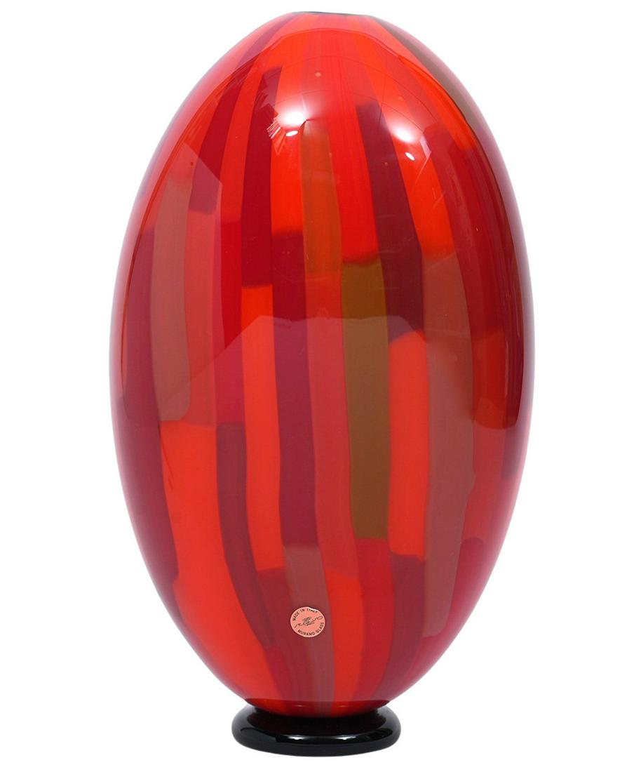 Seguso Murano Patchwork Vase with Original Tag: Bruciato di Seguso Murano vase from the Viro Seguso Collection. Vibrant shades of red in patchwork pattern with black rim and base. Original Murano tag. Measures 14"H x 7.5"W x 4.25"D. Condition repor