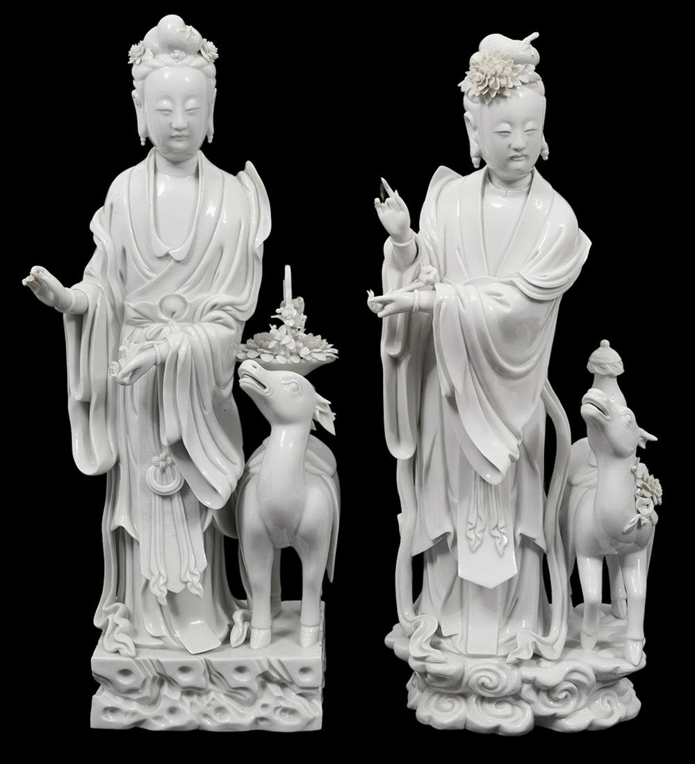2 Chinese Blanc de Chine Guanyin Figurines (1 of 13)