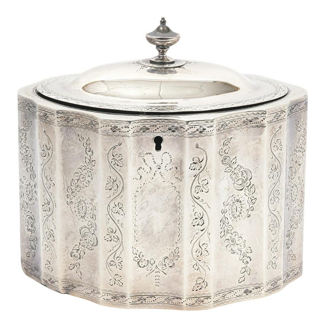 James Young 1786 Georgian Sterling Tea Caddy (1 of 10)