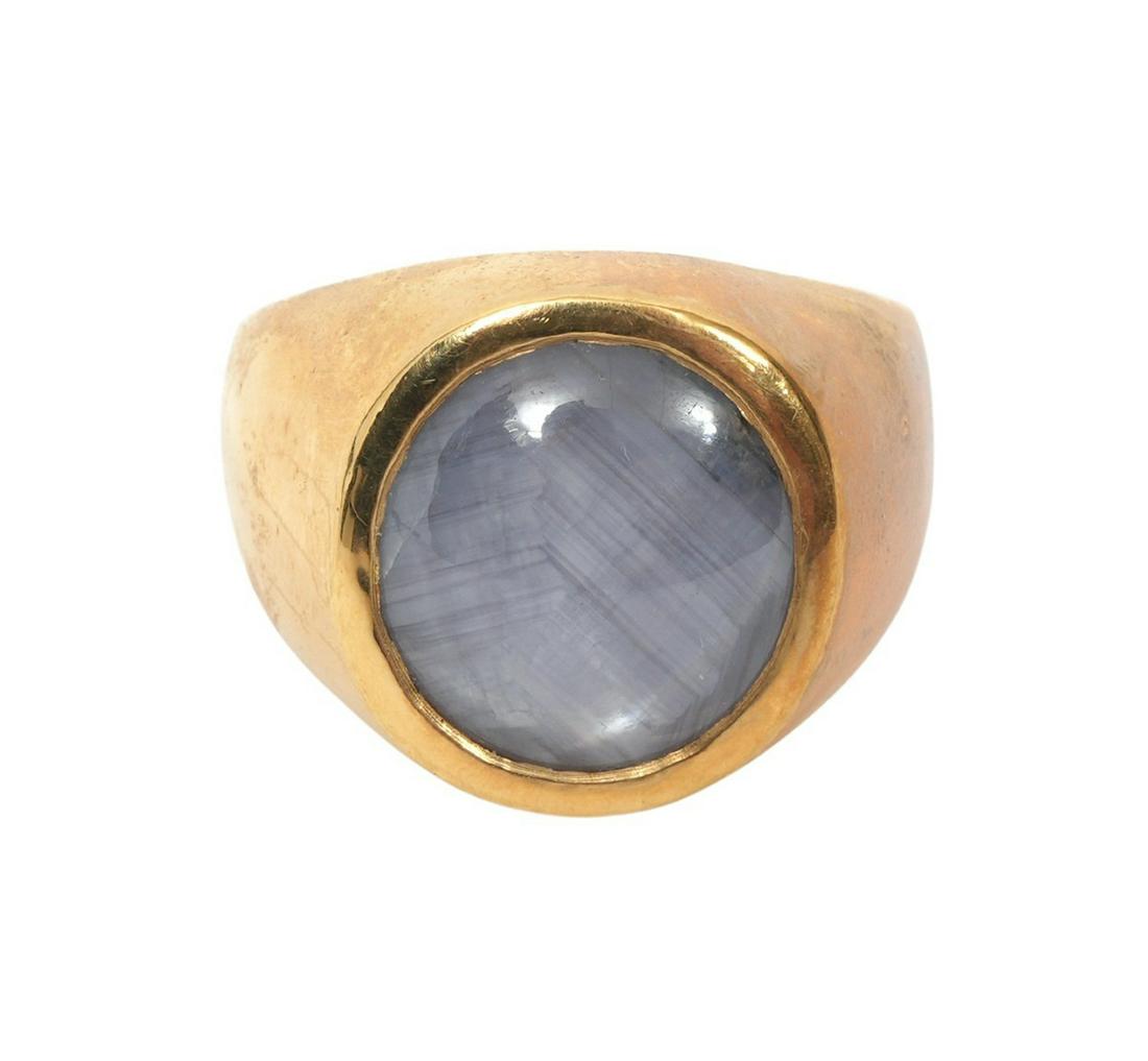 Men's 18K YG Blue Star Sapphire Ring (1 of 9)