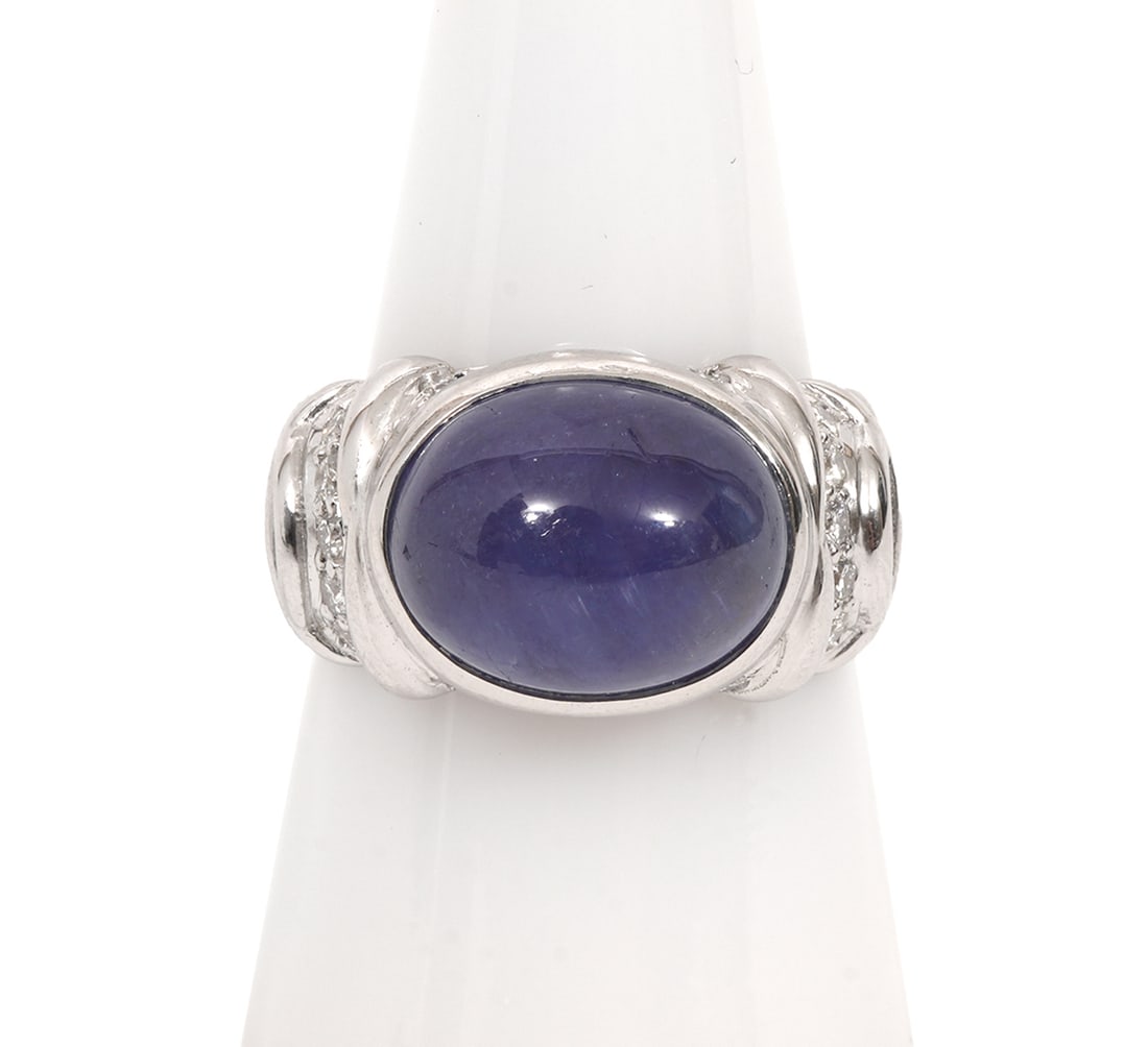 18K WG Cabochon Sapphire & Diamond Ring (1 of 8)