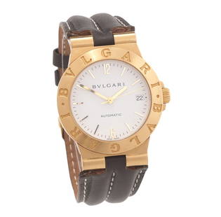 Bulgari Diagono 18K Gold Wristwatch: 18K yellow gold Bulgari Diagono Ref. LCV 35 G L1688 gentleman's wristwatch has an automatic movement. The watch has a white dial with applied Arabic and baton markers with a date window at 3:00 and is