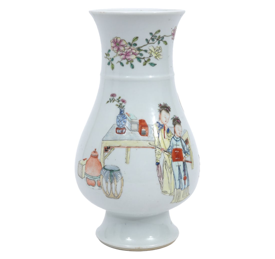 Chinese Porcelain Hand Painted Vase (1 of 13)