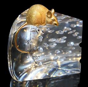 Steuben Crystal Cheese & 18K YG Mouse