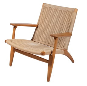 Hans J. Wegner CH25 Lounge Chair