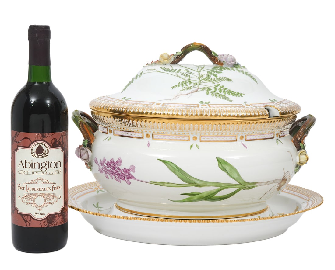Royal Copenhagen Flora Danica Tureen & Underplate: Royal Copenhagen Flora Danica Tureen with lid, #20-3560 and Underplate, #20-3561, all pieces hand painted and decorated with floral and plants and accented with gilt trim. Marked on underside with blu