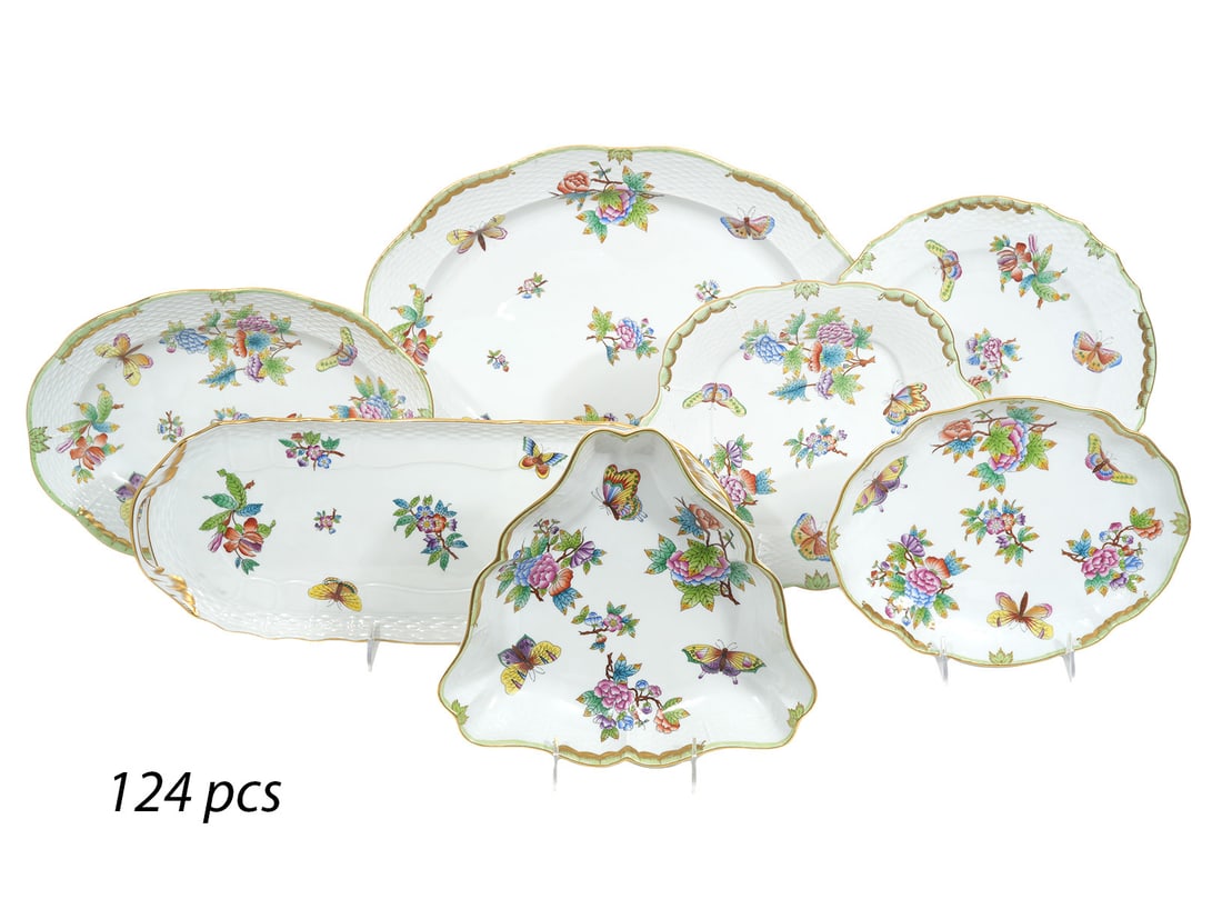 124 Pcs. Herend Queen Victoria China (1 of 20)