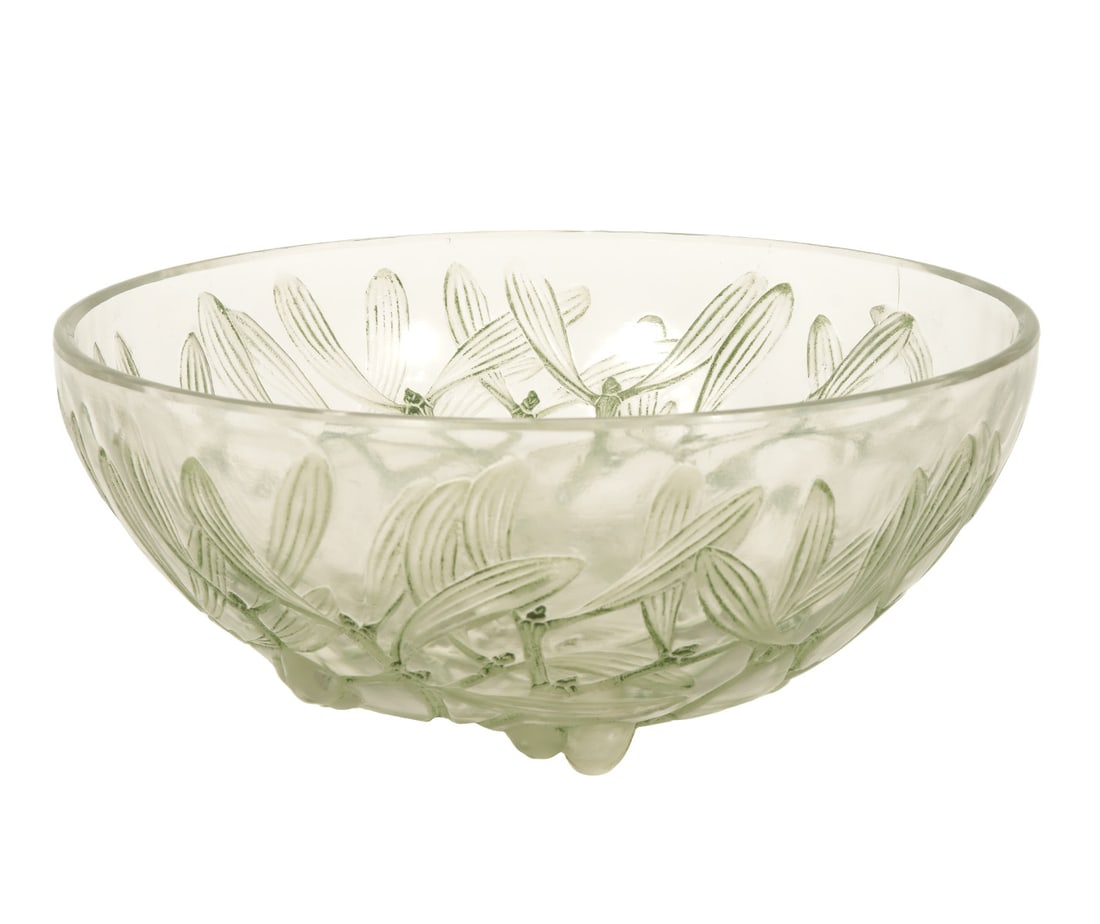 Rene Lalique Green and Clear 'Gui' Bowl (1 of 7)