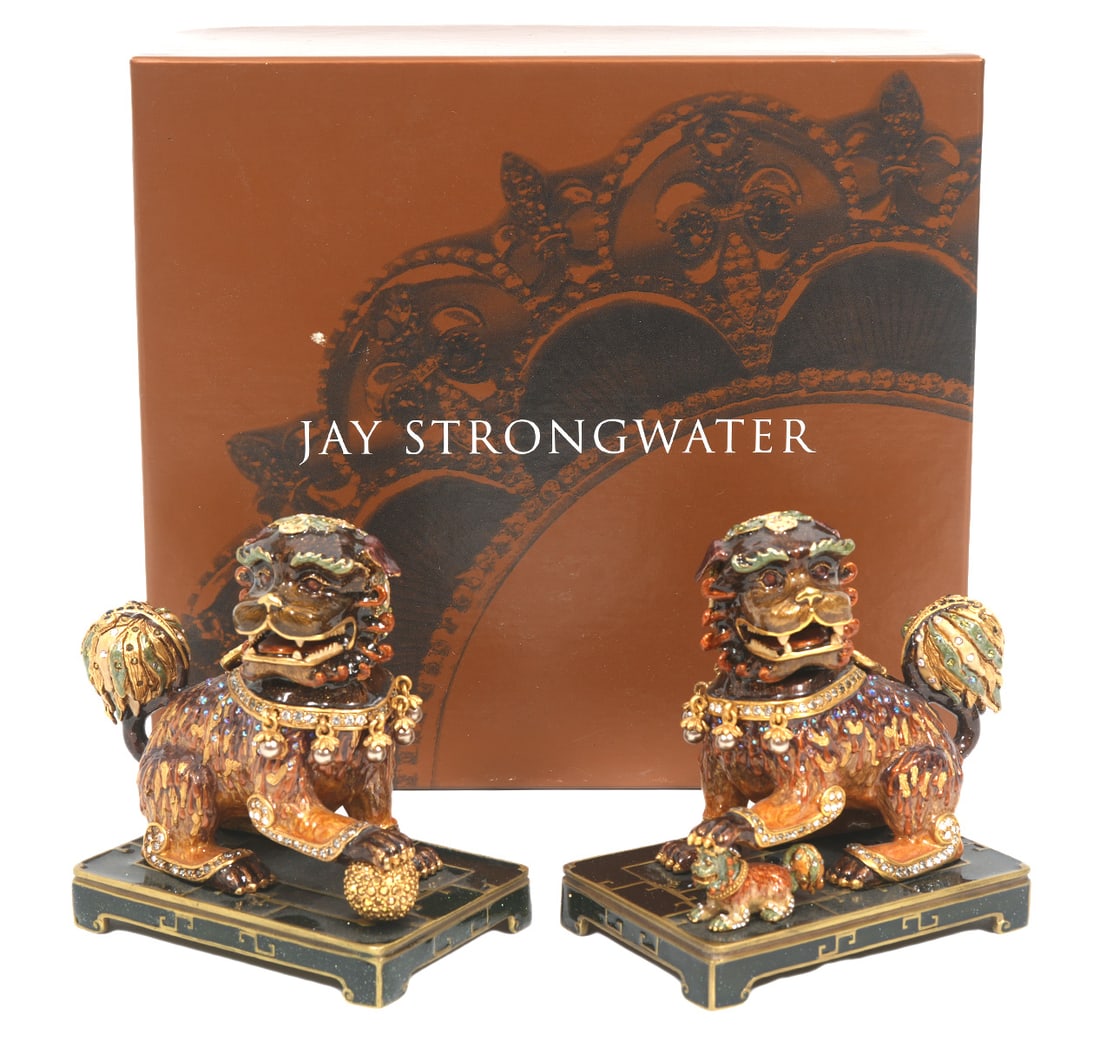 Pr. Jay Strongwater Chinoiserie Foo Dogs (1 of 7)