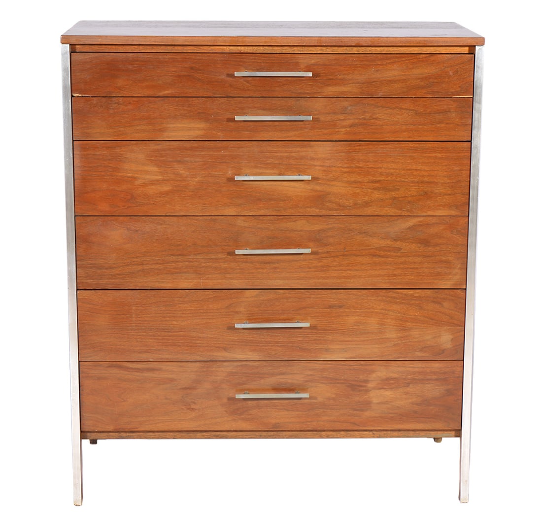 Paul McCobb Dresser For Calvin Linear Group: Mid-century dresser designed by Paul McCobb for Calvin Linear Group includes a 6 drawer dresser with aluminum strip accents and slender drawer pulls. Top drawer is sectioned off in 3 compartments. Mea