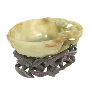 Chinese Carved Jade Brush Washer on Stand