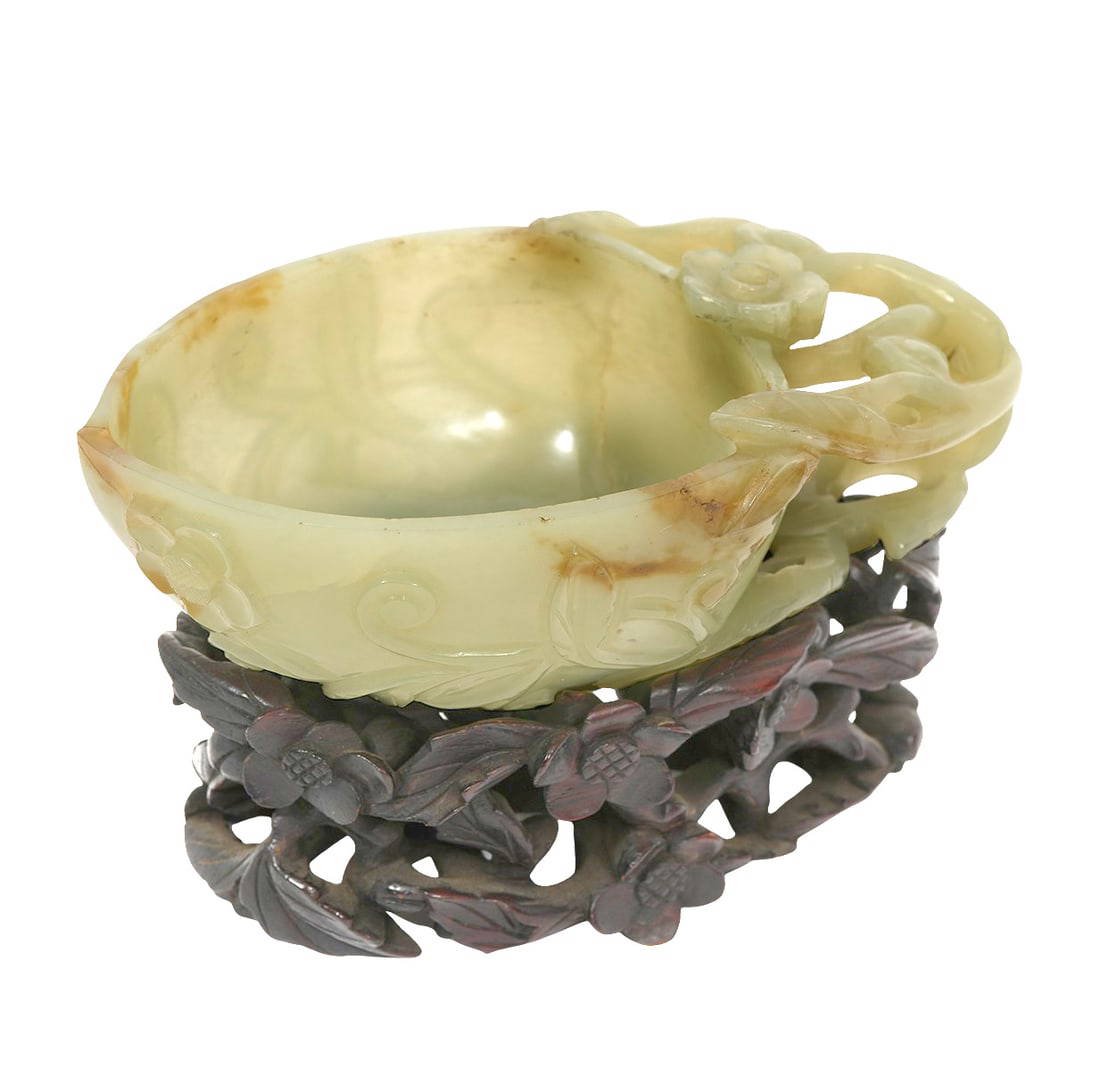 Chinese Carved Jade Brush Washer on Stand