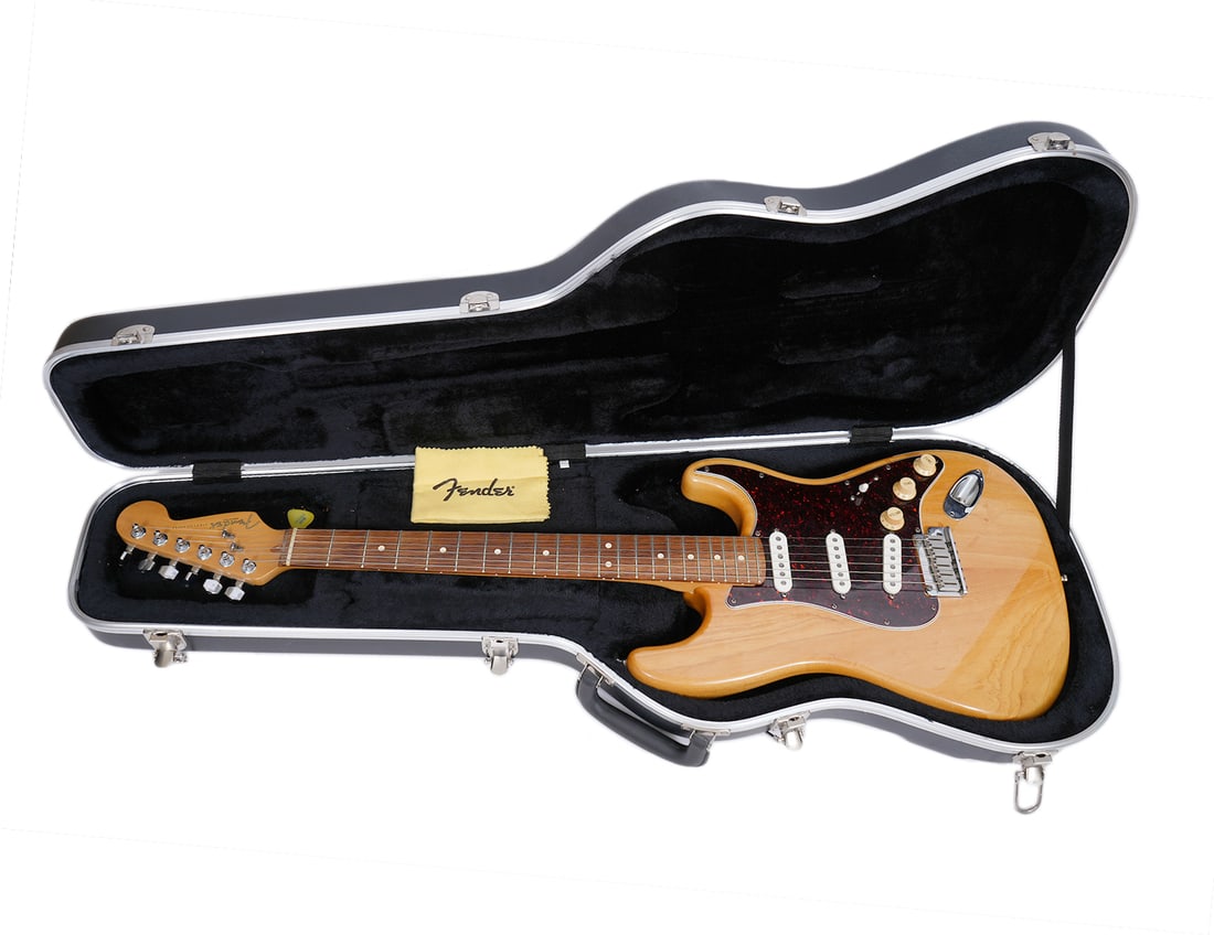 1997 Fender Stratocaster Blonde Alder Guitar: 1997 Fender Stratocaster Blonde Alder Guitar has a maple body and rosewood fretboard. Measures 38.25"L and comes with original custom case. Condition: clean, very little usage, please see all photos.