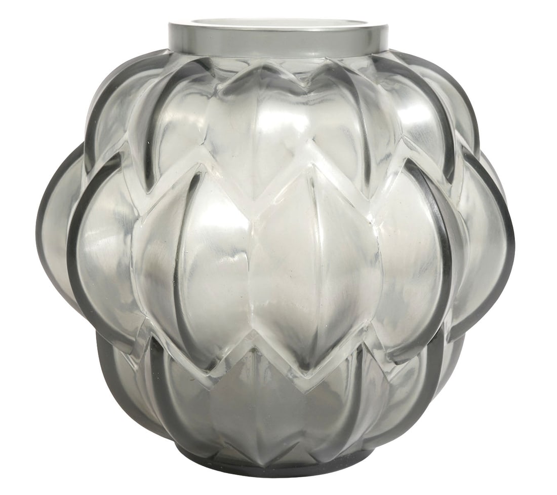 Rene Lalique 'Nivernais' Crystal Vase (1 of 5)
