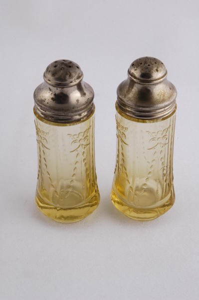 Depression Glass Amber Madrid Salt Pepper Shakers