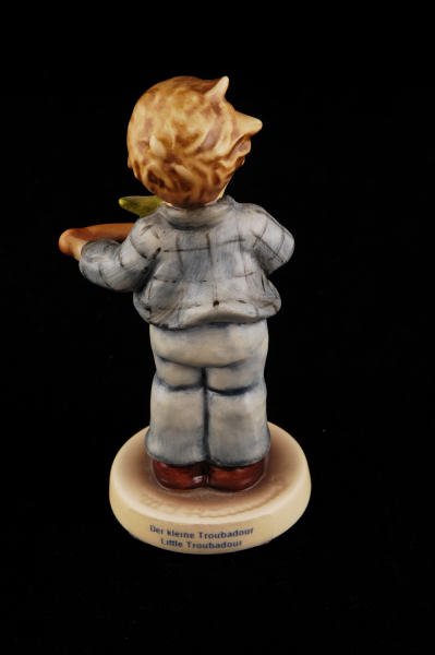 Hummel Club Figurine Little Troubadour 558 TMK 7 - 4