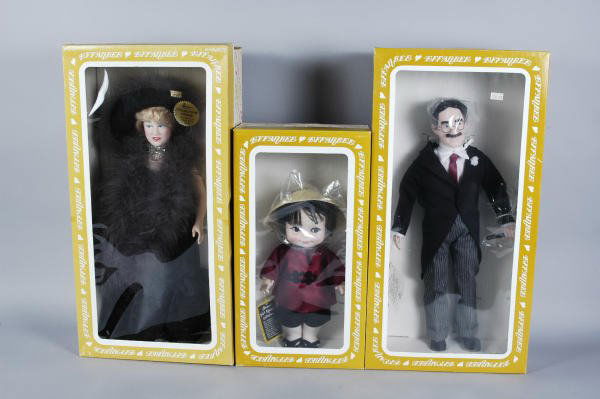 7 Effanbee Dolls Groucho Marx Mae West Huck Finn: Group includes 7 dolls, Groucho Marx, Mae West, Huck Finn, Peddler #7015, Chinese Girl #6208, Billy Bum #7007 and Orange Blossom #7501.