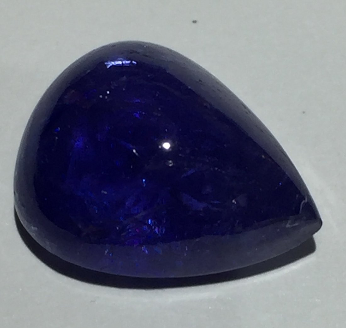 Tanzanite Cabochon Pear shape Cut 12.05 cts (1 of 3)