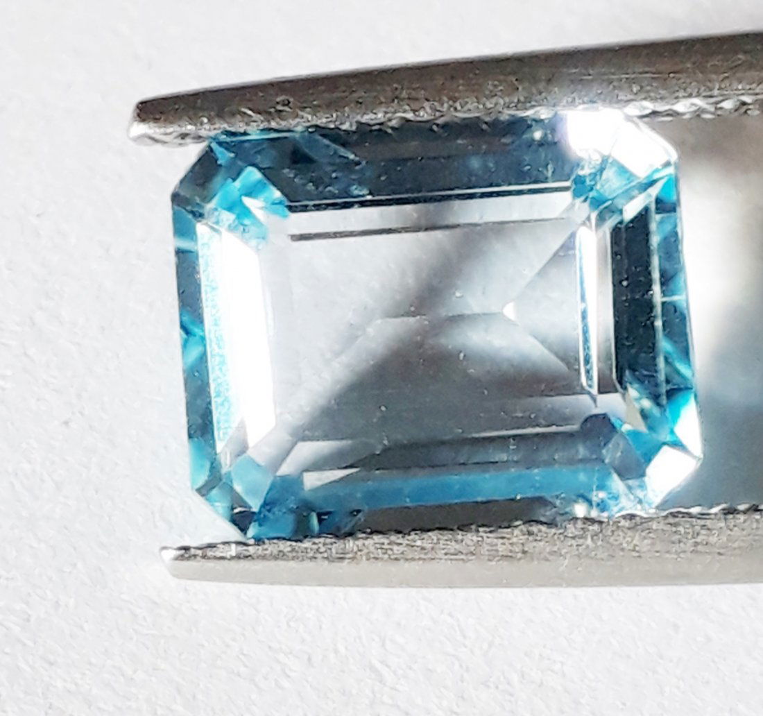 Natural Blue Topaz Emerald Cut Shape - 3.10 ct. (1 of 4)