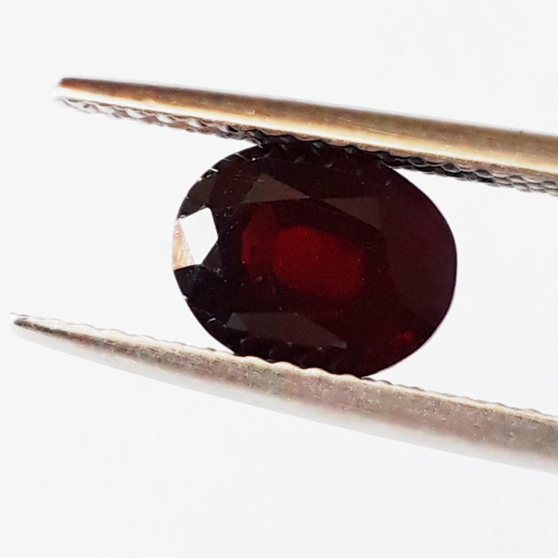 Natural Red Spinel - Oval Shape- 1.74 ct (1 of 4)