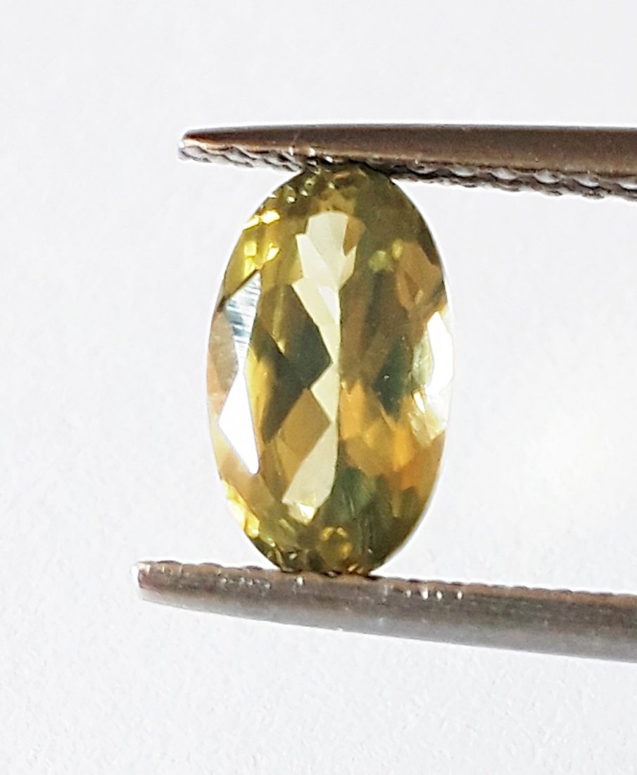 Natural Chrysoberyl Oval Cut- 1.41 ct. (1 of 5)