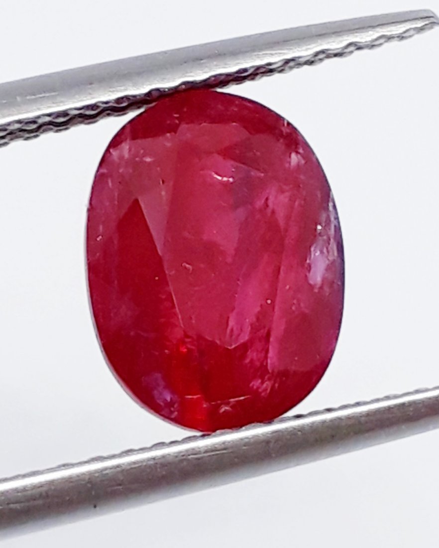Natural Red Ruby - 3.12 ct. (1 of 5)