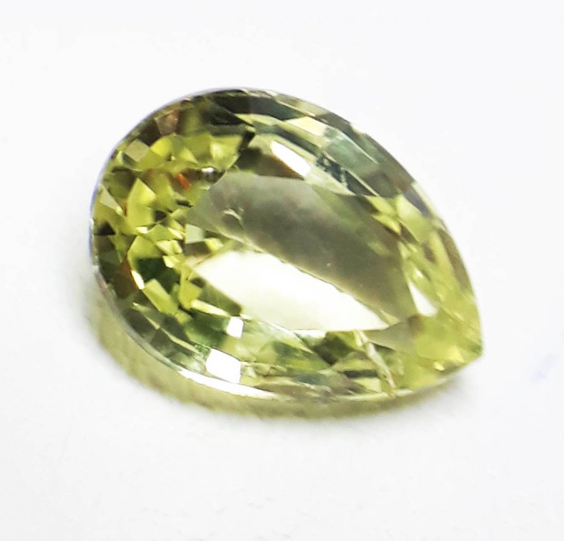 Natural Chrysoberyl - 2.46 ct. (1 of 6)