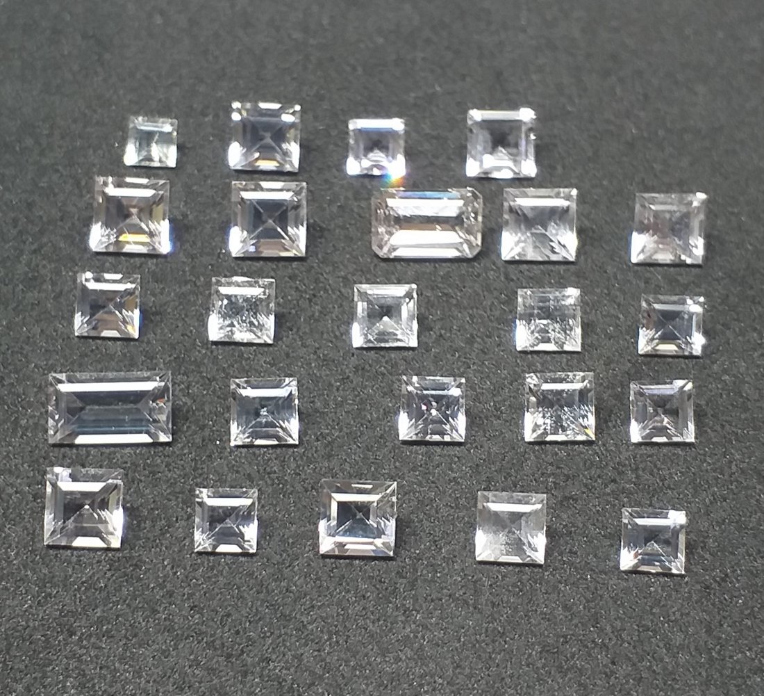 Natural Morganite - 12.50 ct. -24 Pieces - Cushion Cut (1 of 5)