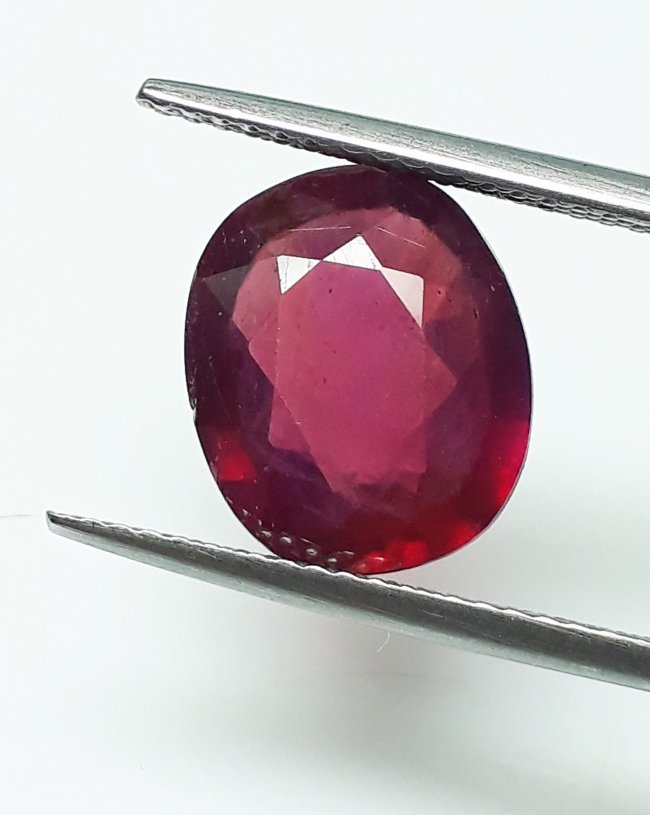 Natural Mozambique Ruby Oval - 4.98 ct. (1 of 4)