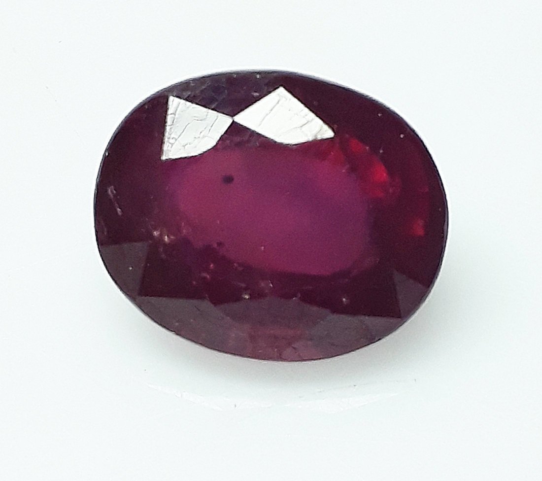 Natural Mozambique Ruby Oval - 3.86 ct. (1 of 4)