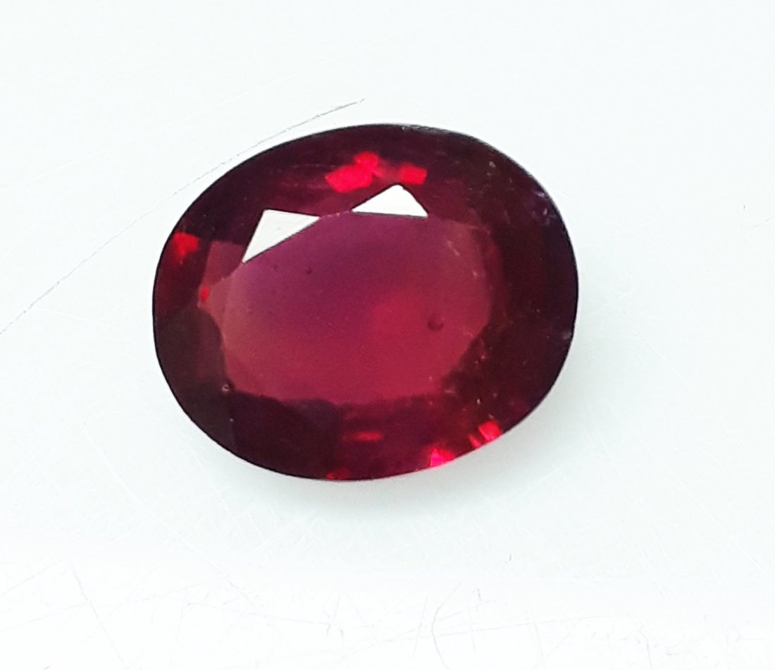 Natural Mozambique Ruby Oval - 2.99 ct. (1 of 4)