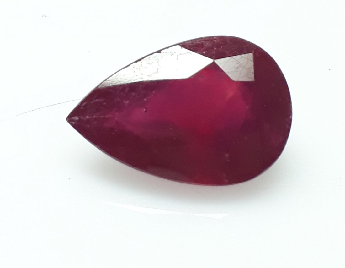 Natural Mozambique Ruby Pear - 4.52 ct. (1 of 3)
