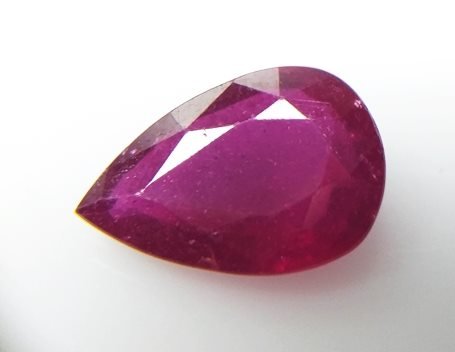 Natural Mozambique Ruby - 3.40 ct. Pear (1 of 5)