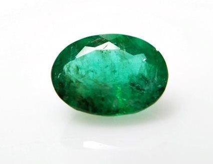 Natural Brazillian Emerald - 1.08 ct.   Oval (1 of 6)