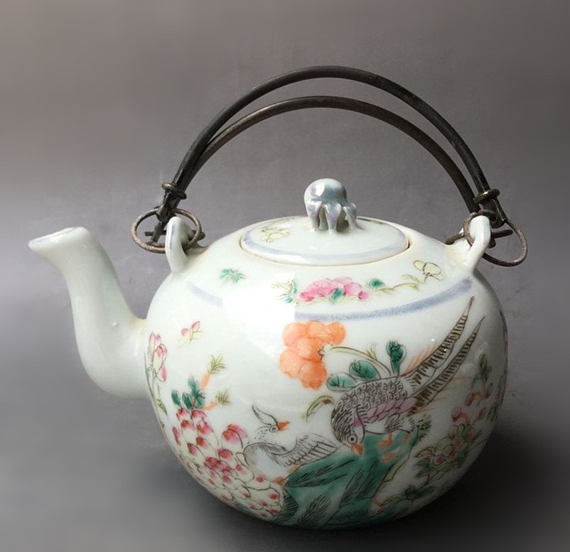 Fine Old Chinese Famille Rose Tea Pot (1 of 5)