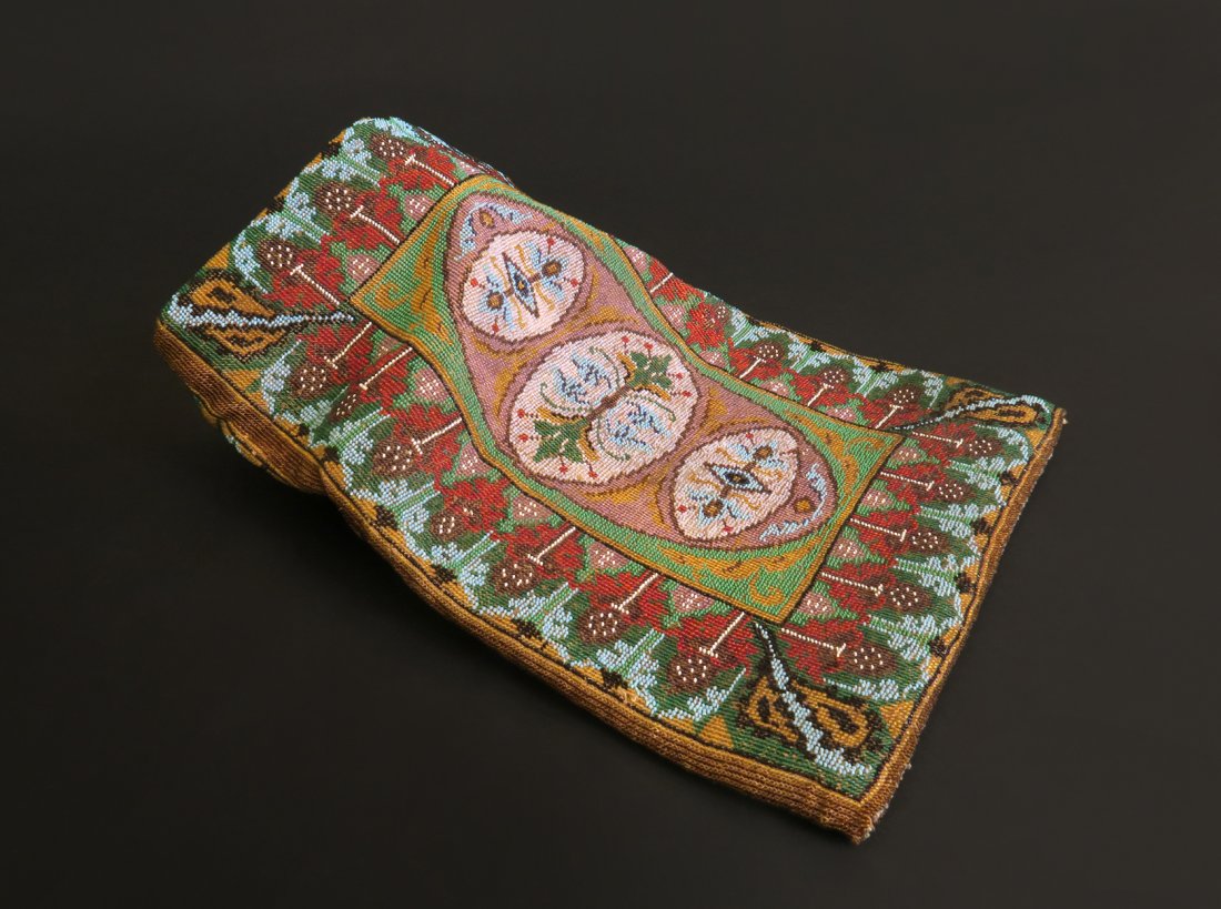 Beautiful Handmade Beaded Purse (1 of 4)