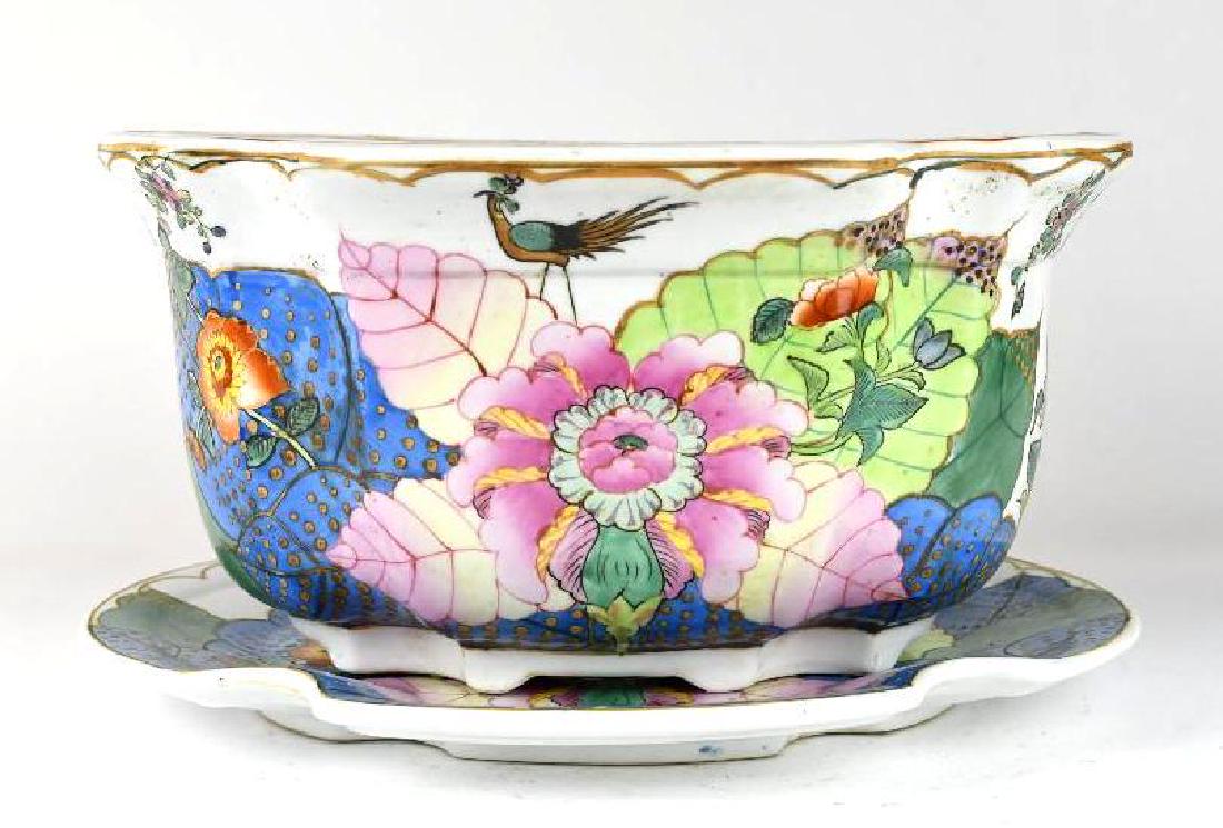 Two Large Chinese Tobbaco Leaf Porcelain Items (1 of 10)