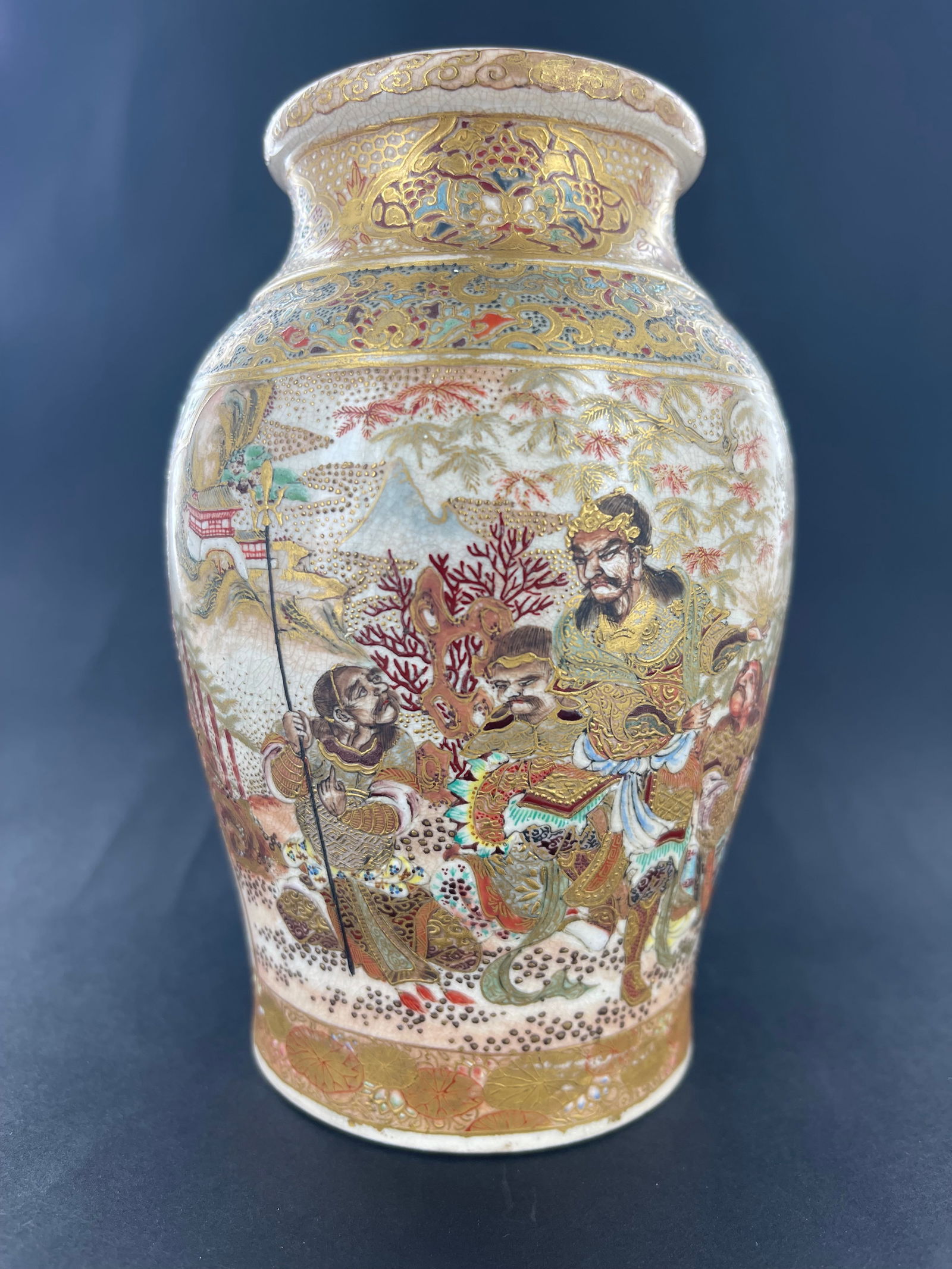 A Fine Meiji Period Satsuma Vase, Japan, 19th Century (1 of 9)