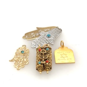 Lot Of 4  14K Yellow Gold Jewish's religious Symbols.