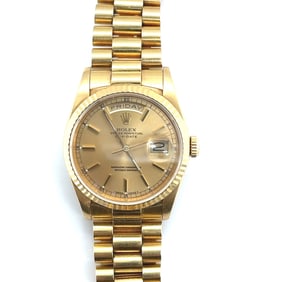 Ladies Rolex Oyster Perpetual 18K Yellow Gold Original Factory Diamond Set Wrist Watch