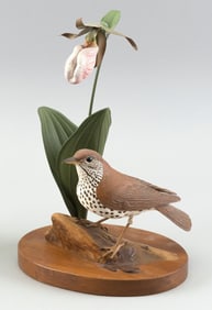 ROBERT AND VIRGINIA WARFIELD LIFE-SIZE WOOD THRUSH