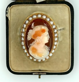 Victorian 18K Yellow Gold 3 Layer Agate Cameo Pearl